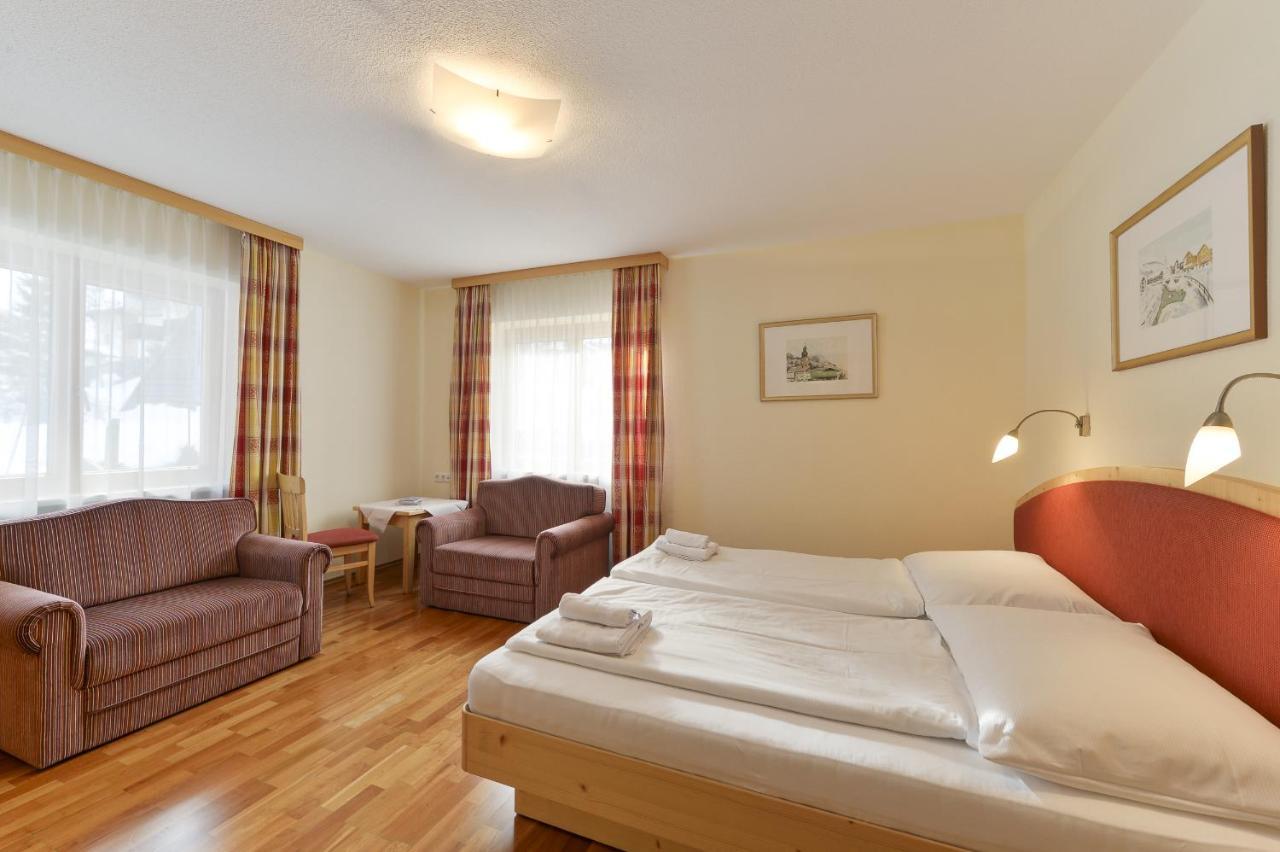 Haus Wallis Hotel Lech am Arlberg Quarto foto